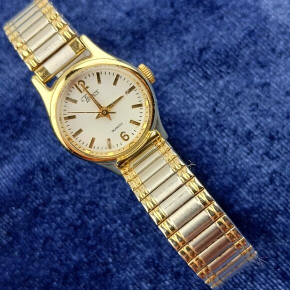 Timex Two Tone Stretch Band Quartz Analog Ladies Watch needs new battery - Picture 1 of 6